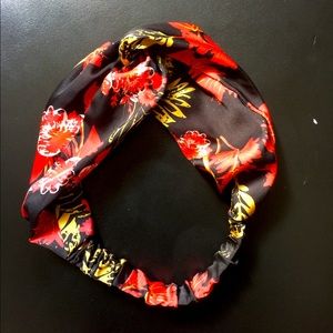 $1 - floral headband with twist